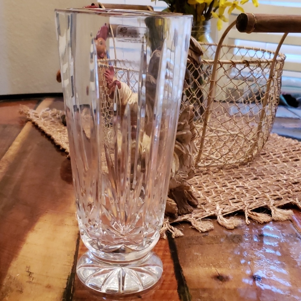 Irish rose crystal vase 8" tall
